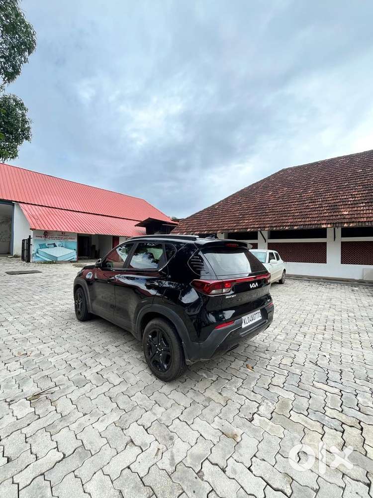 Kia Sonet Petrol Good Condition