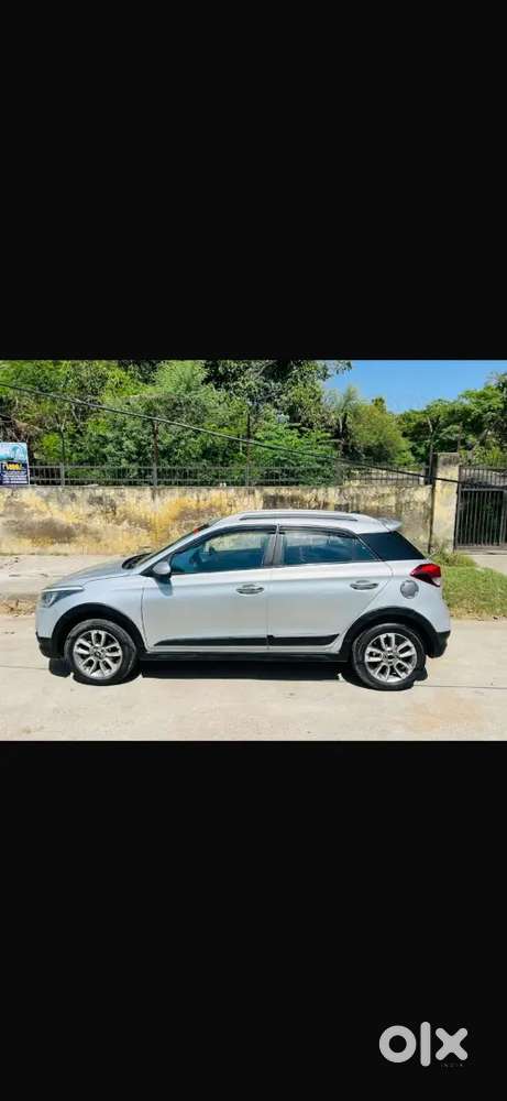 Hyundai I20 Active 2015 Petrol 70000 Km Driven