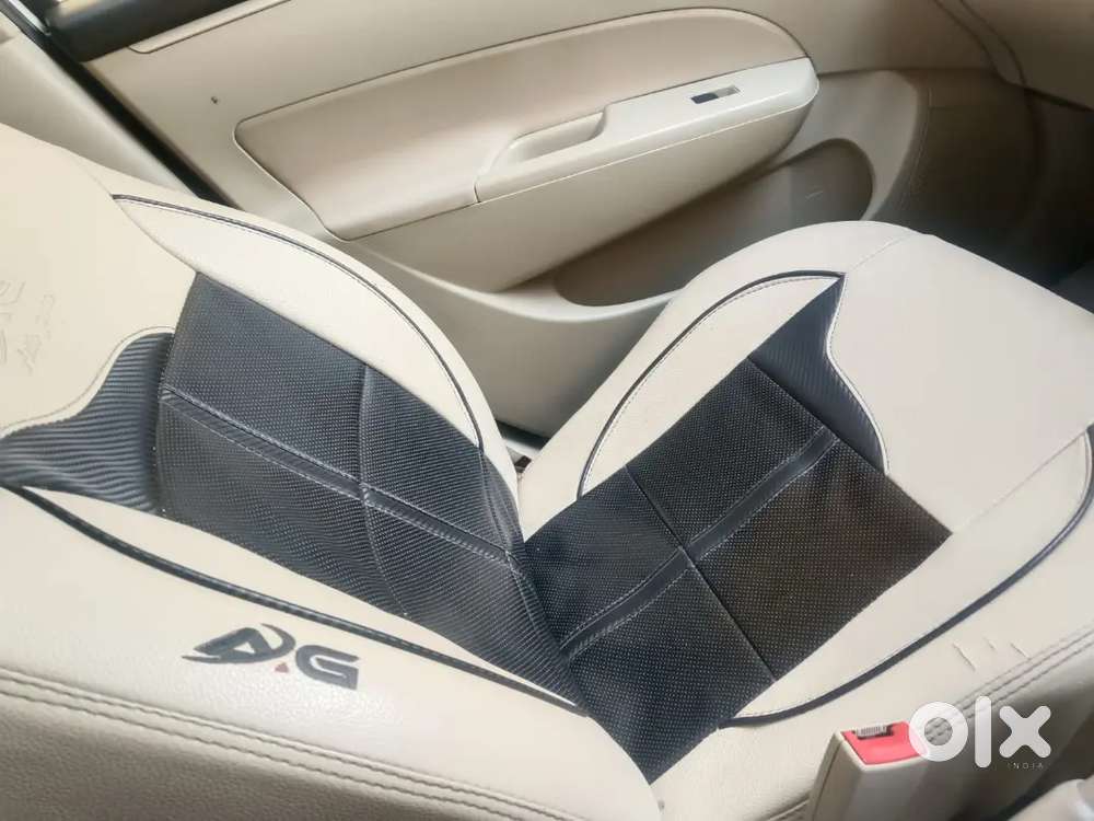 वेरी गुड कंडीशन वन हैंड