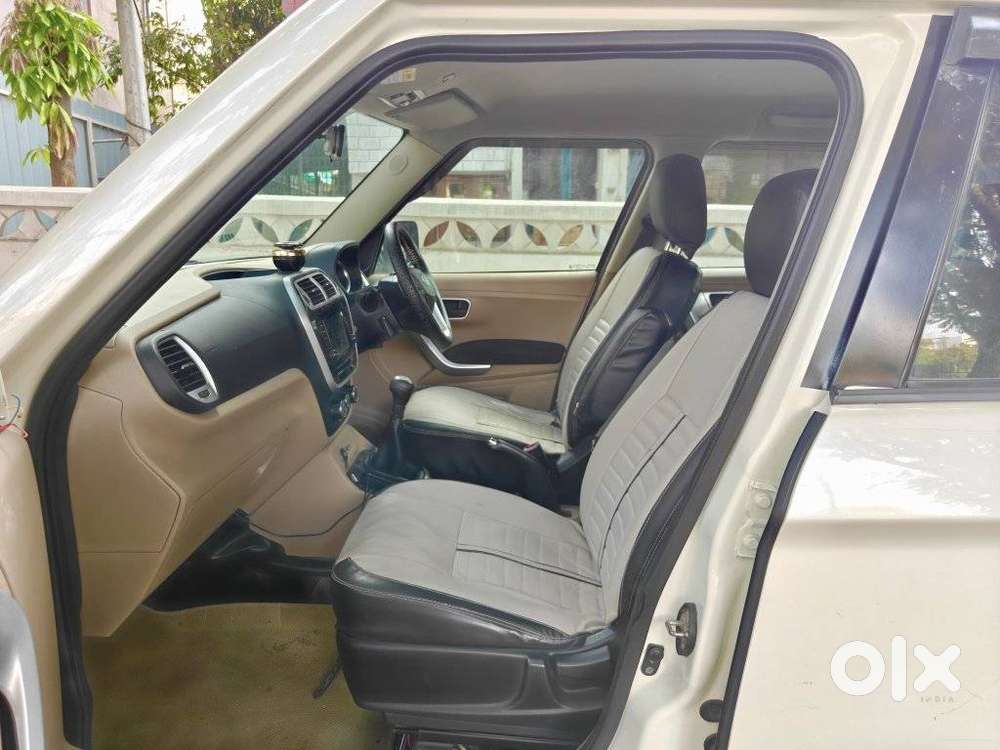 Mahindra Tuv 300 T10, 2018, Diesel