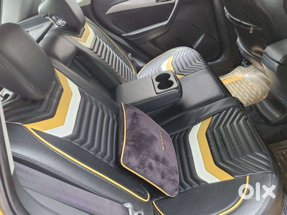 Maruti Suzuki Brezza Zdi+ Dual Tone, 2016, Diesel
