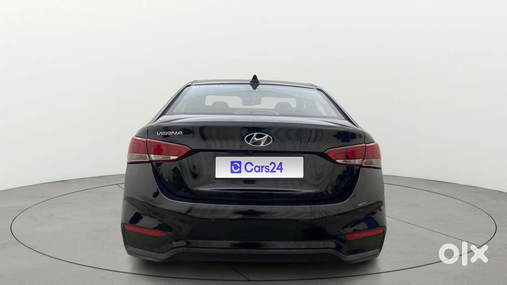 Hyundai Verna 1.6 Sx (o) Vtvt At, 2018, Petrol