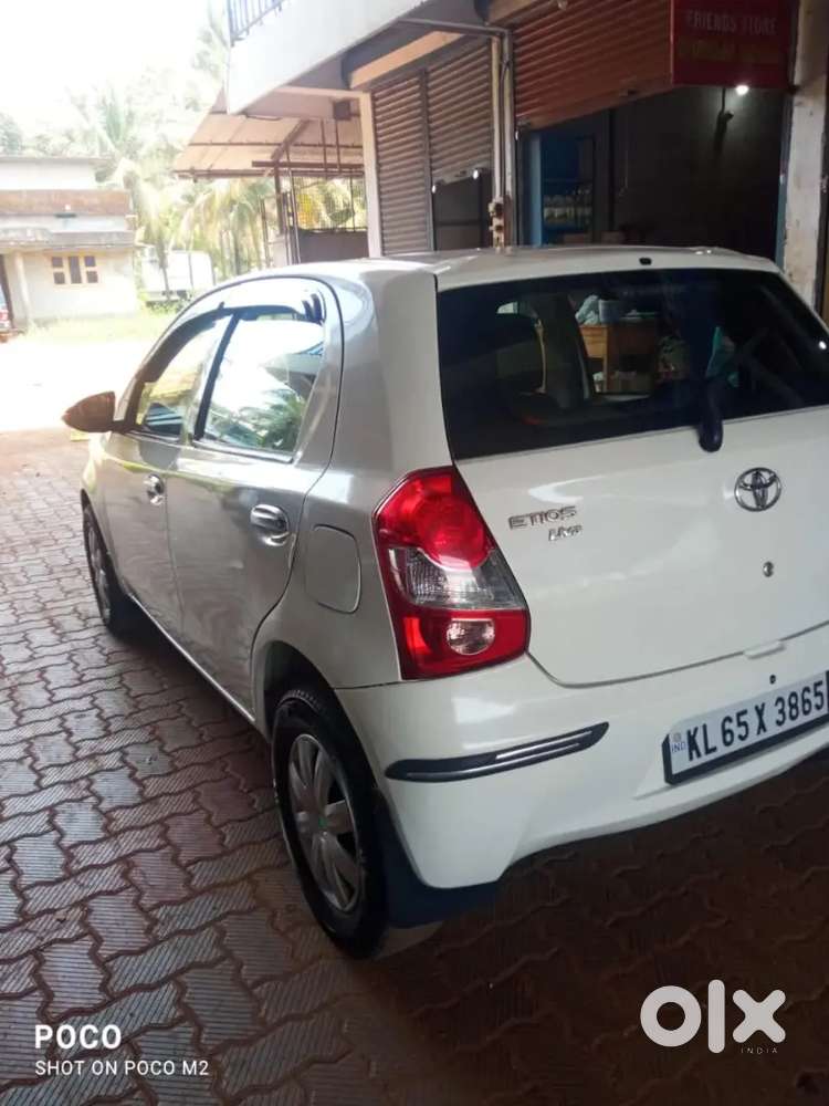 Toyota Etios Liva Vd2015 Diesel 130000 Km Driven