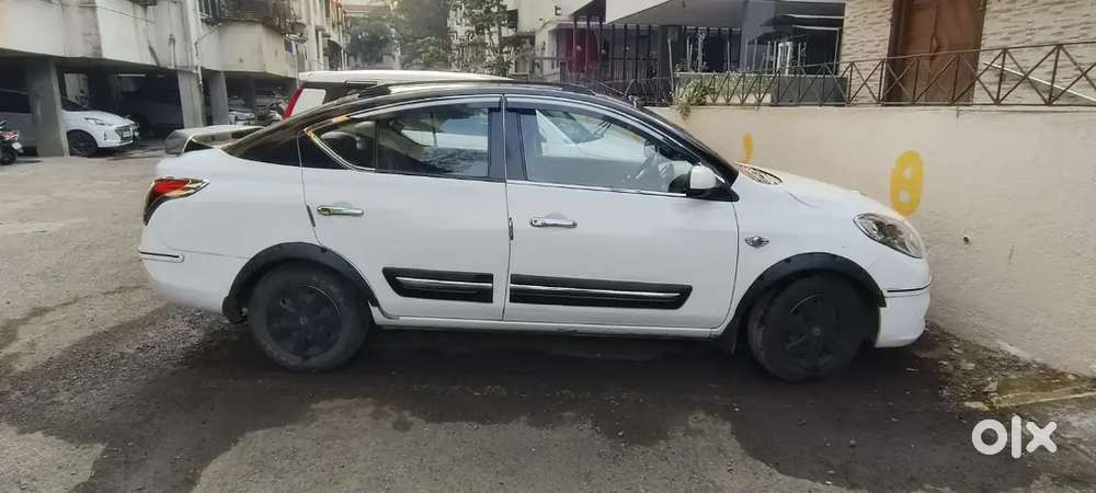 Nissan Sunny 1.5 Xl 2011