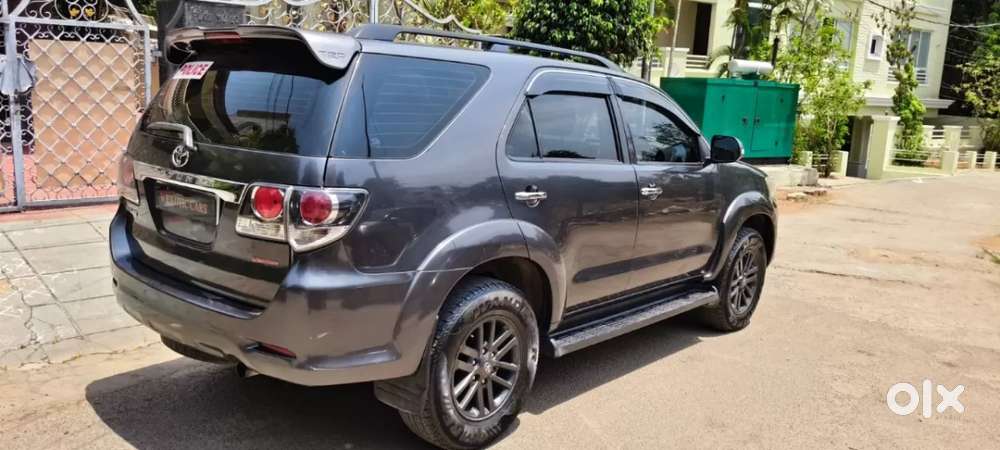 Toyota Fortuner, 2015, Diesel