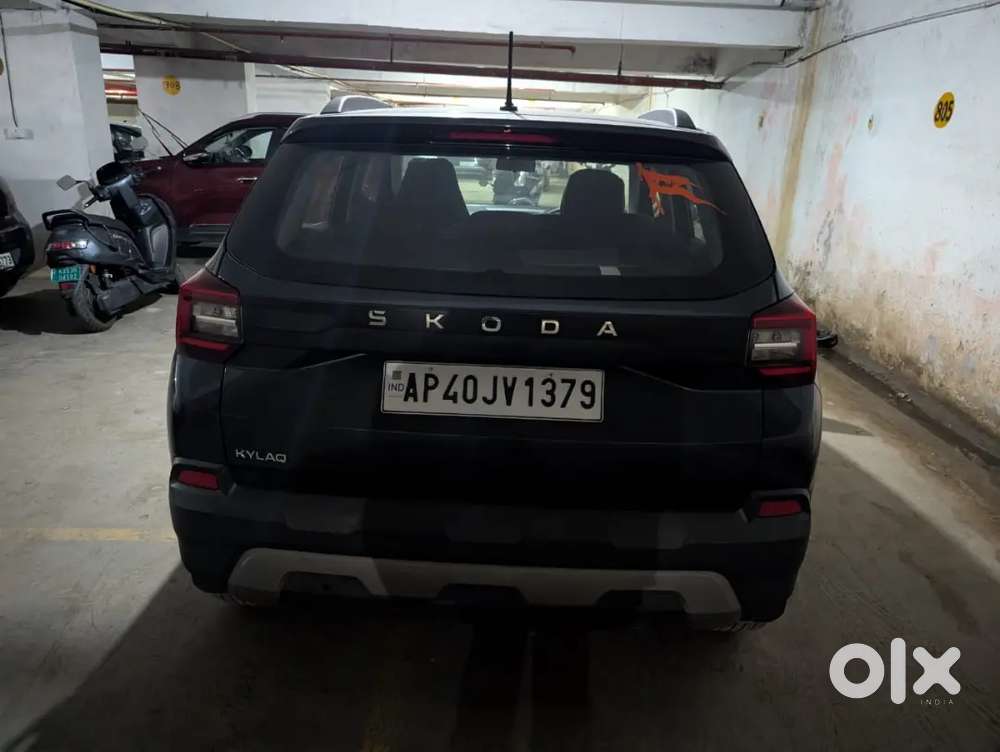 Skoda Kylaq Signature At 2025