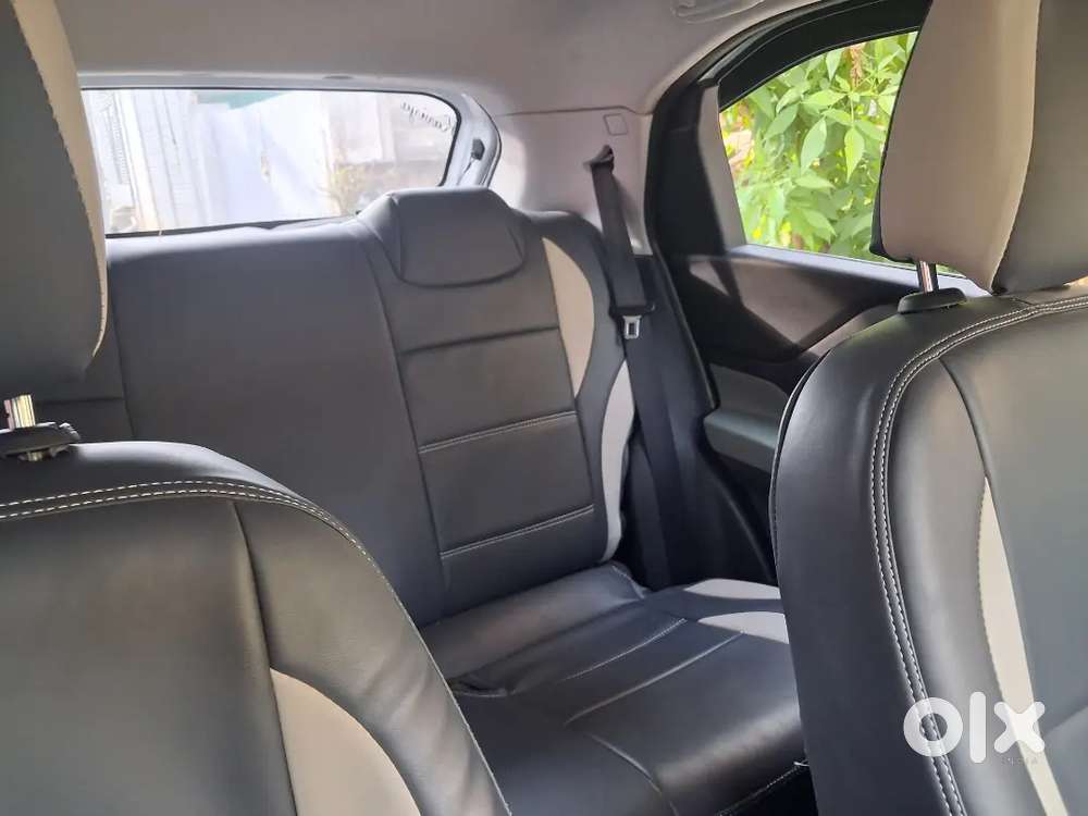 Tata Punch 2023 Petrol 9975 Km Driven