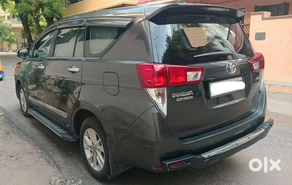 Toyota Innova Crysta 2.8z Automatic, 2017, Diesel