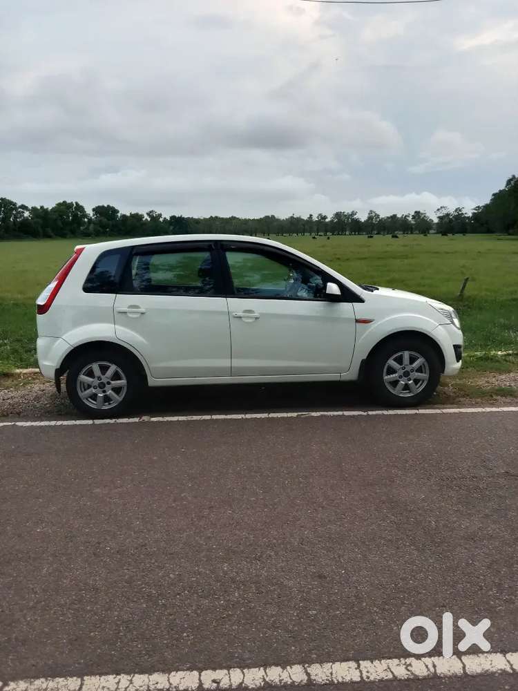 High Quality Vehicle. No Replacement. Low Kilometre.