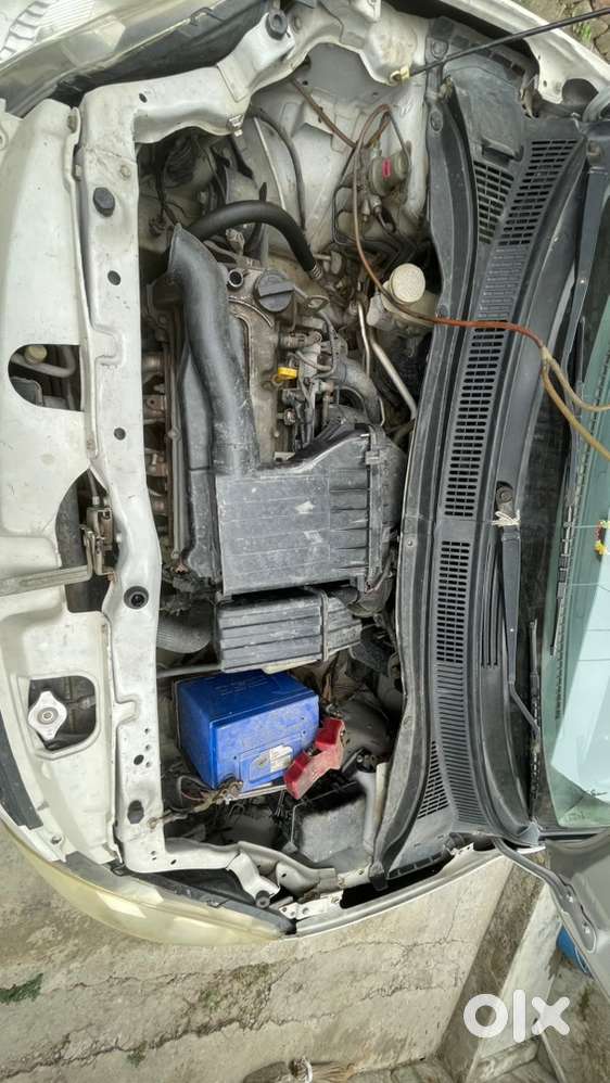 Maruti Suzuki Swift Petrol Manual 2010