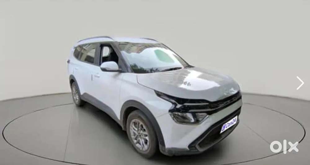 Kia Carens 2022 Petrol 24000 Km Driven