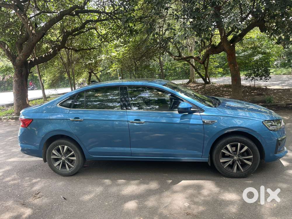 Skoda Slavia 1.0 Tsi Style At, 2023, Petrol