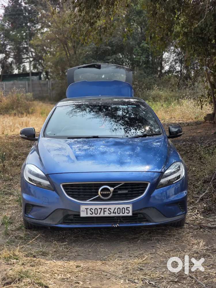 Volvo V40 Rdesign - Rarest Color - Fancy Number