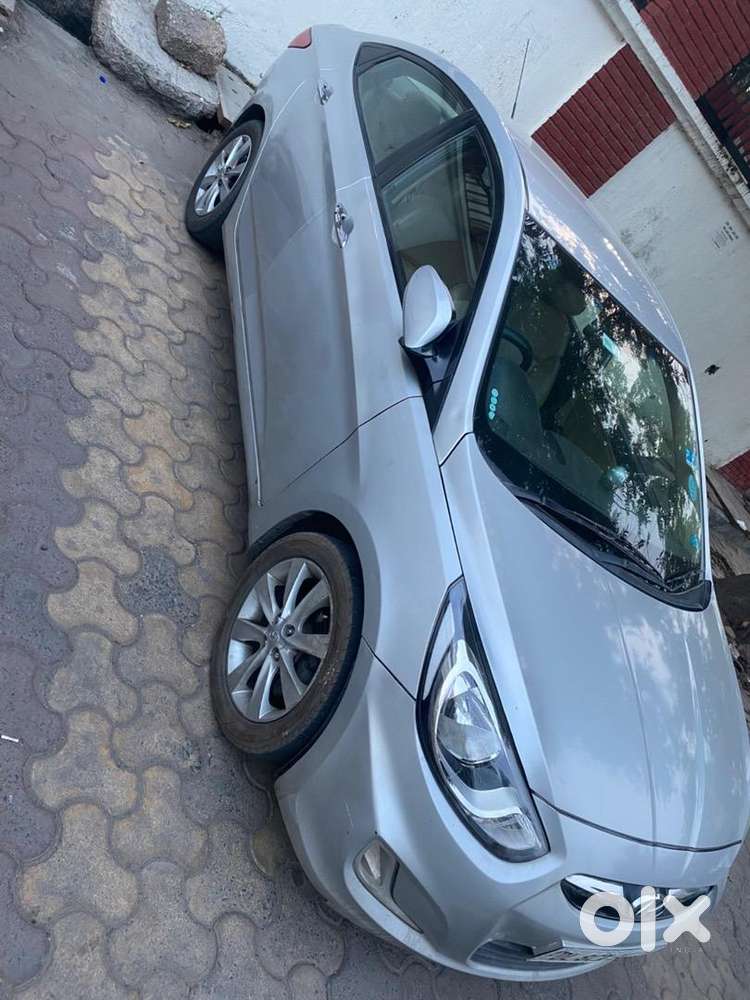 Hyundai Verna 2011 Petrol Well Maintained