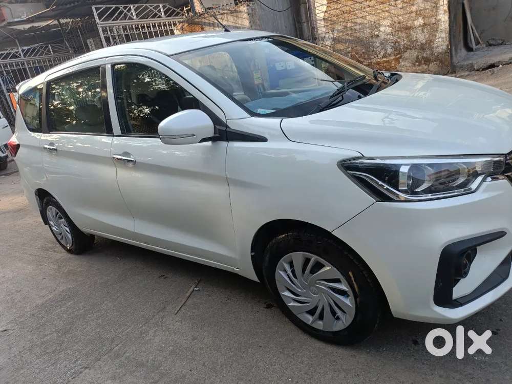 Maruti Suzuki Ertiga 2022 Cng & Hybrids 250000 Km Driven