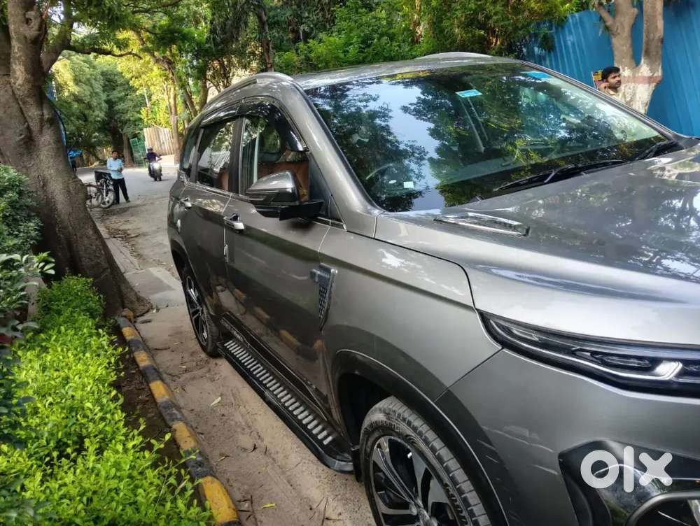 Mg Hector Plus 2022 Petrol Auto