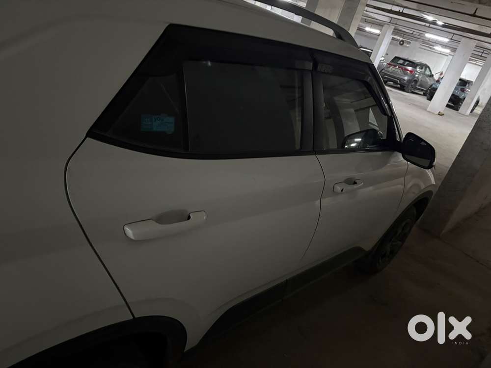 Hyundai Venue Petrol 2023
