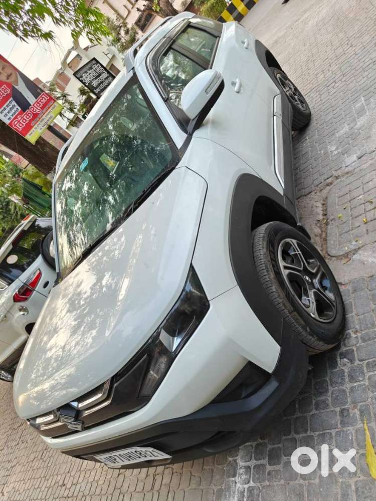Maruti Suzuki Brezza 1.5 Lxi Smart Hybrid, 2025, Petrol
