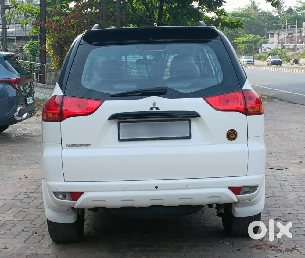 Mitsubishi Pajero Sport 2.5 Manual, 2013, Diesel