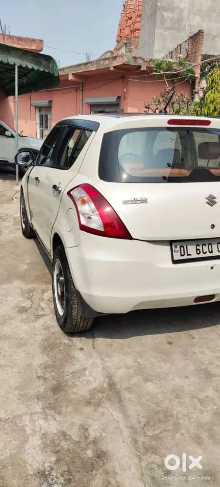 Maruti Suzuki Swift 2016