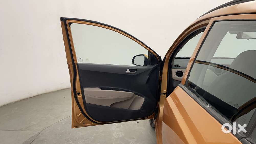 Hyundai Grand I10 [2017-2020] 1.2 Kappa Vtvt Sportz At, 2014, Petrol