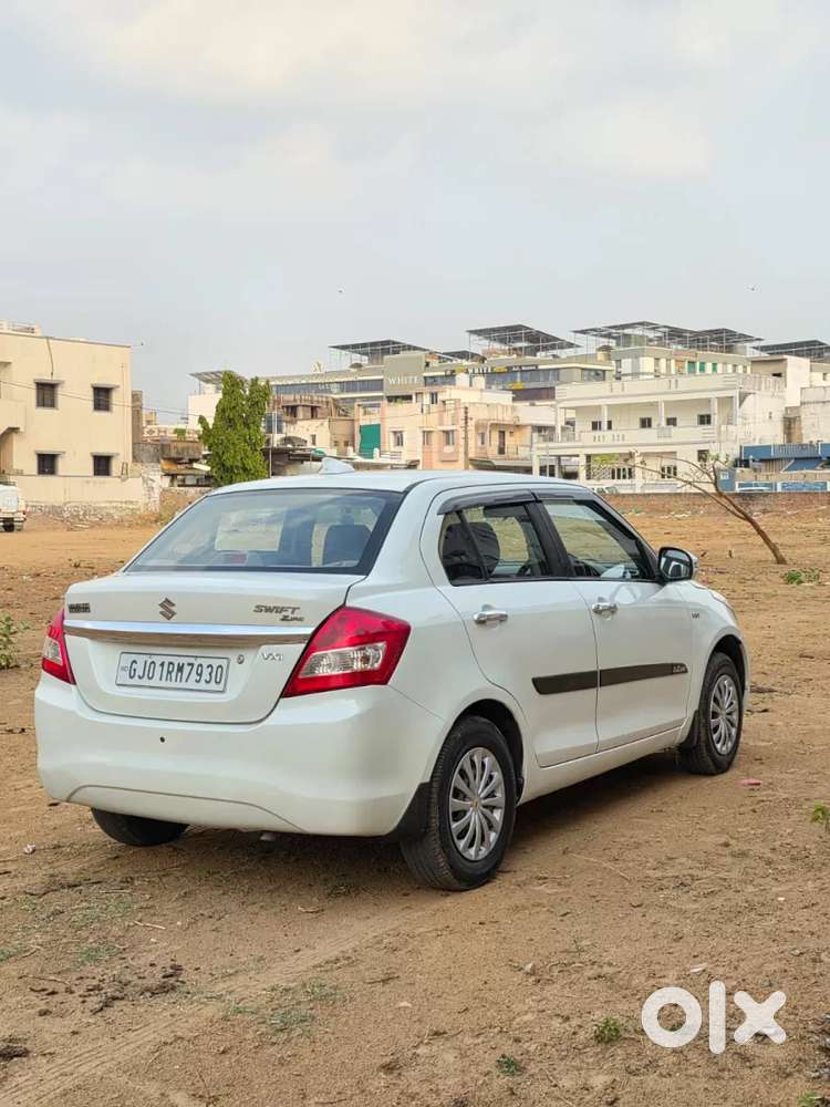 Maruti Suzuki Dzire 1.2 Vxi Amt, 2015, Petrol