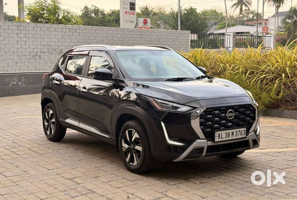 Nissan Magnite N-connecta Mt, 2025, Petrol