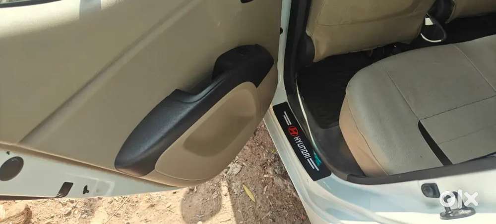 Hyundai I10 Sportz 2012