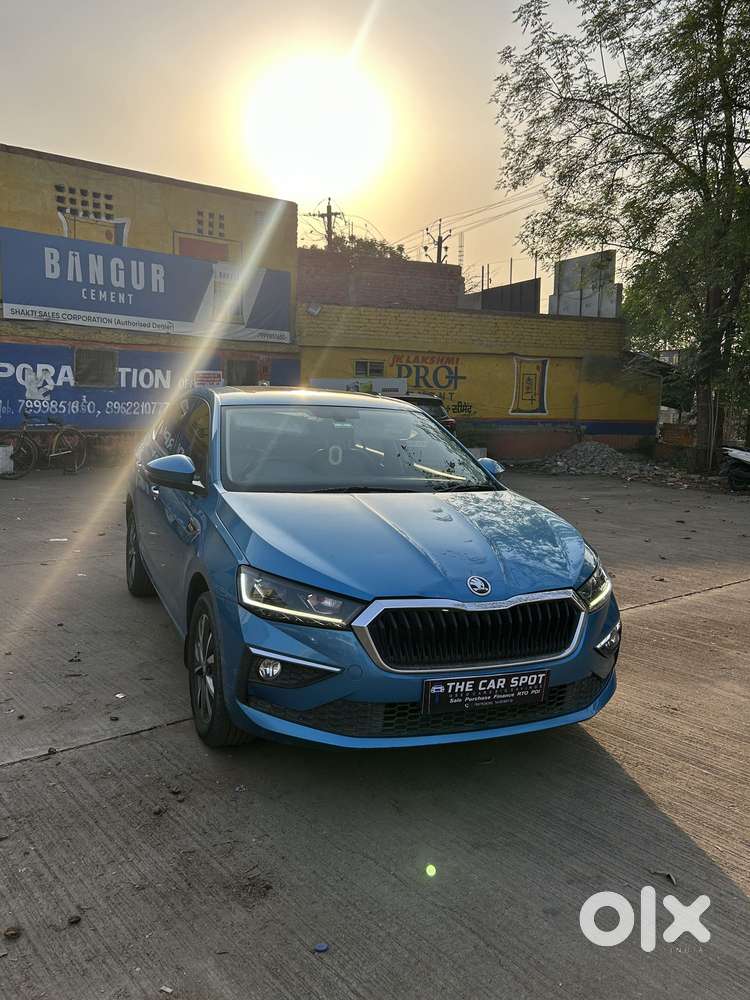 Skoda Slavia 1.0 Tsi Style At, 2022, Petrol