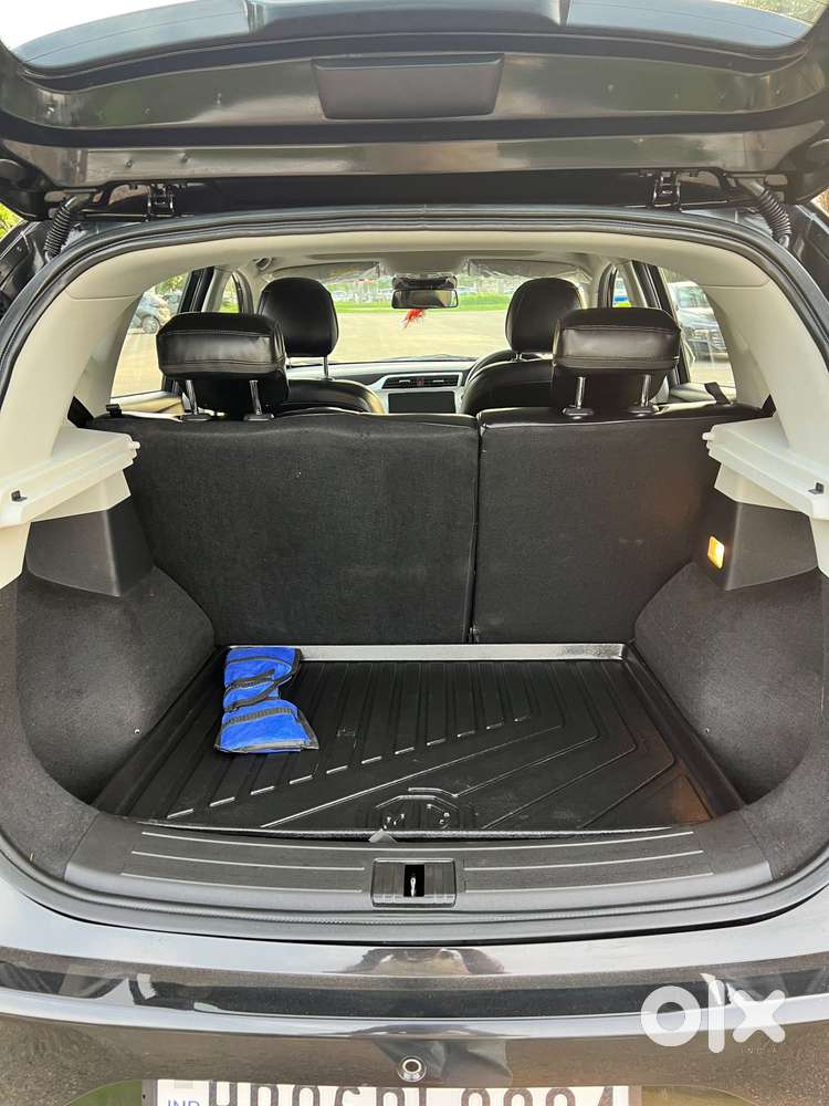 Mg Astor Shine 1.5 Mt (ivory), 2025, Petrol