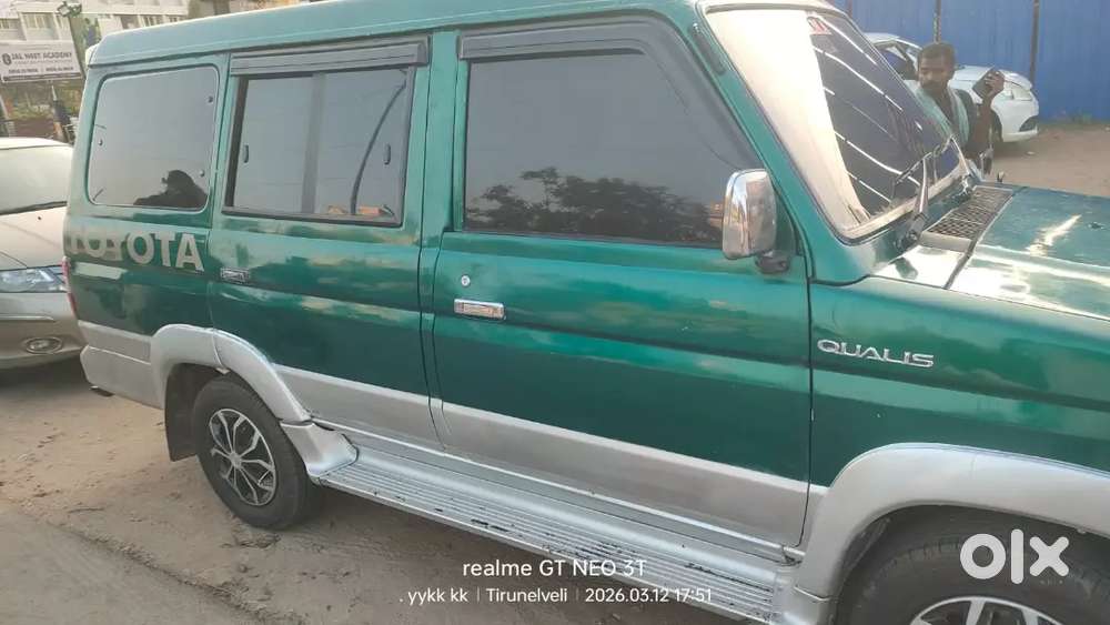 Toyota Qualis 2002 Diesel 350000 Km Driven