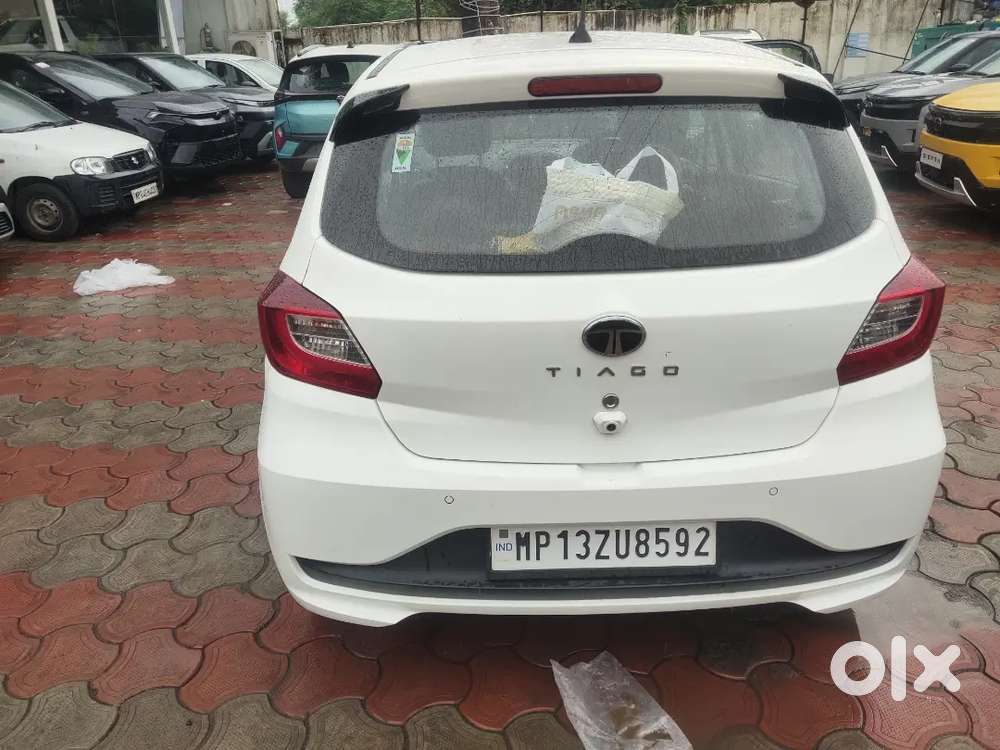 Tata Tiago Xt 2025 Manual Petrol