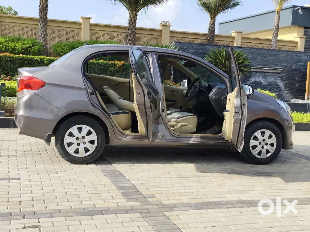 Honda Amaze Mt Petrol 2015