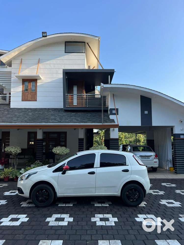 Fiat Punto Evo 2016 Diesel 111000 Km Driven