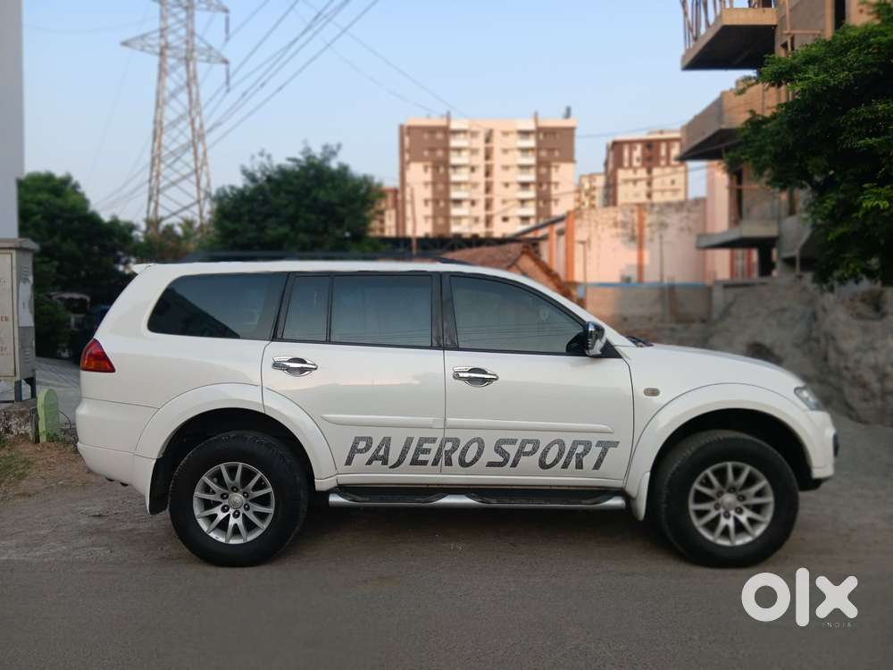 Mitsubishi Pajero Sport 2.5 Manual, 2014, Diesel