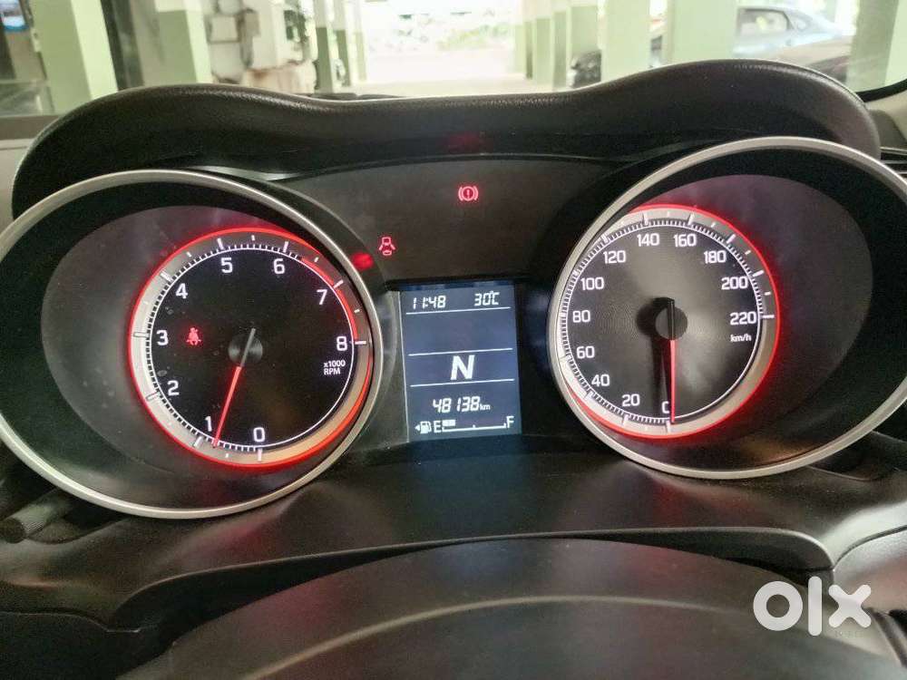 Maruti Suzuki Swift Amt Zxi Plus, 2022, Petrol