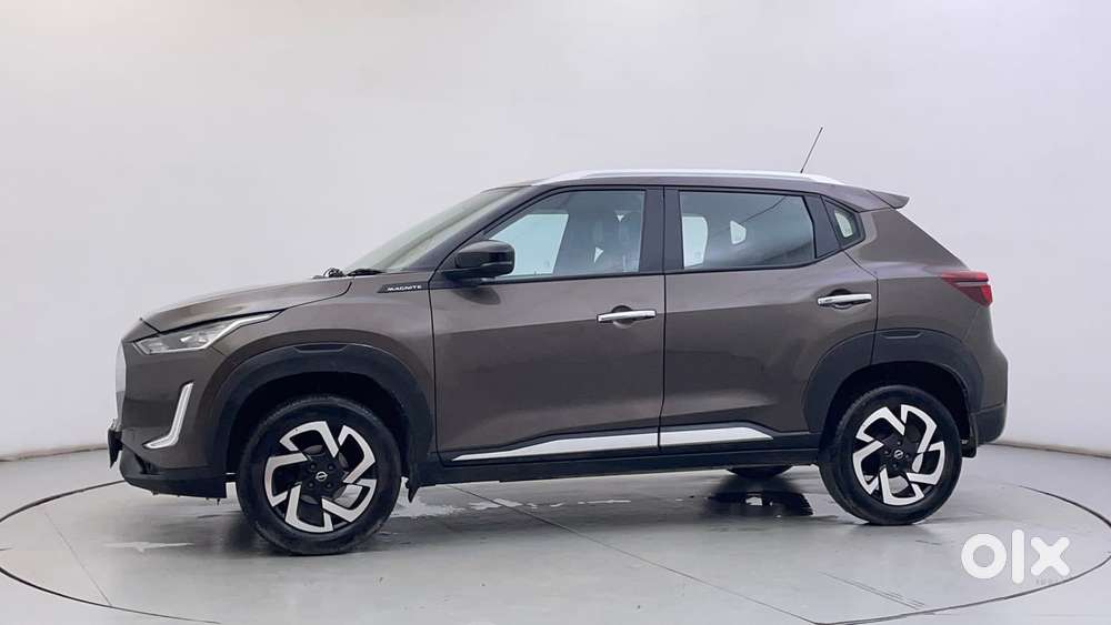 Nissan Magnite 1.0 Xv, 2021, Petrol