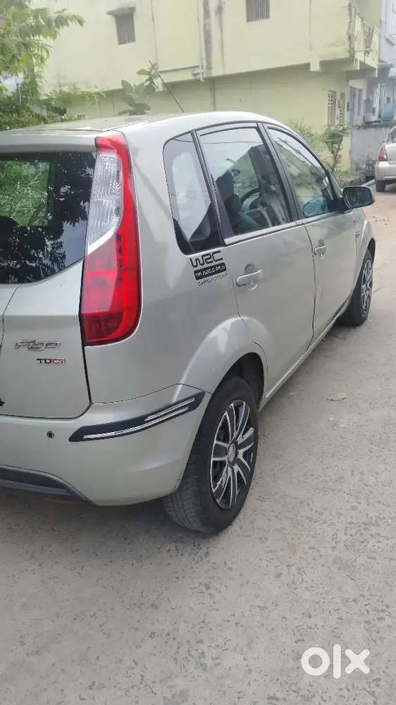 Ford Figo 2011 Petrol 71112 Km Driven