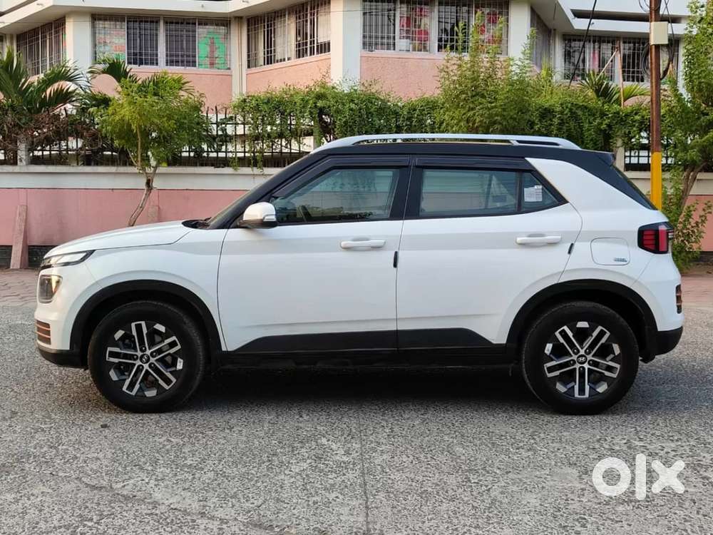 Hyundai Venue Sx (o) Mt 1.5 Diesel, 2025, Diesel