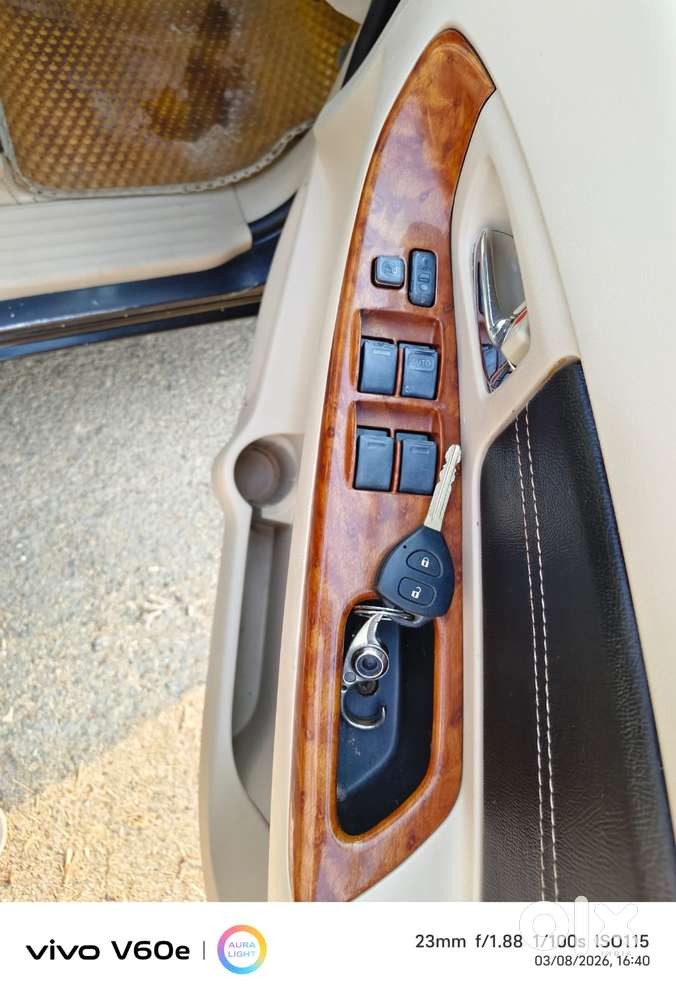 Toyota Innova 2.5 G (diesel) 8 Seater, 2006, Diesel