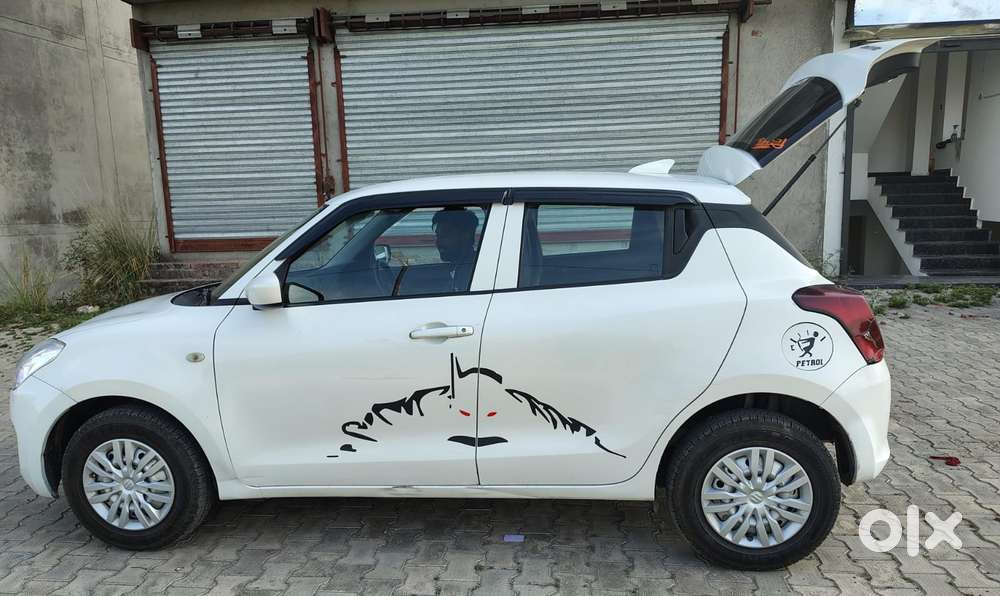 Maruti Suzuki Swift Vvt Lxi, 2021, Petrol