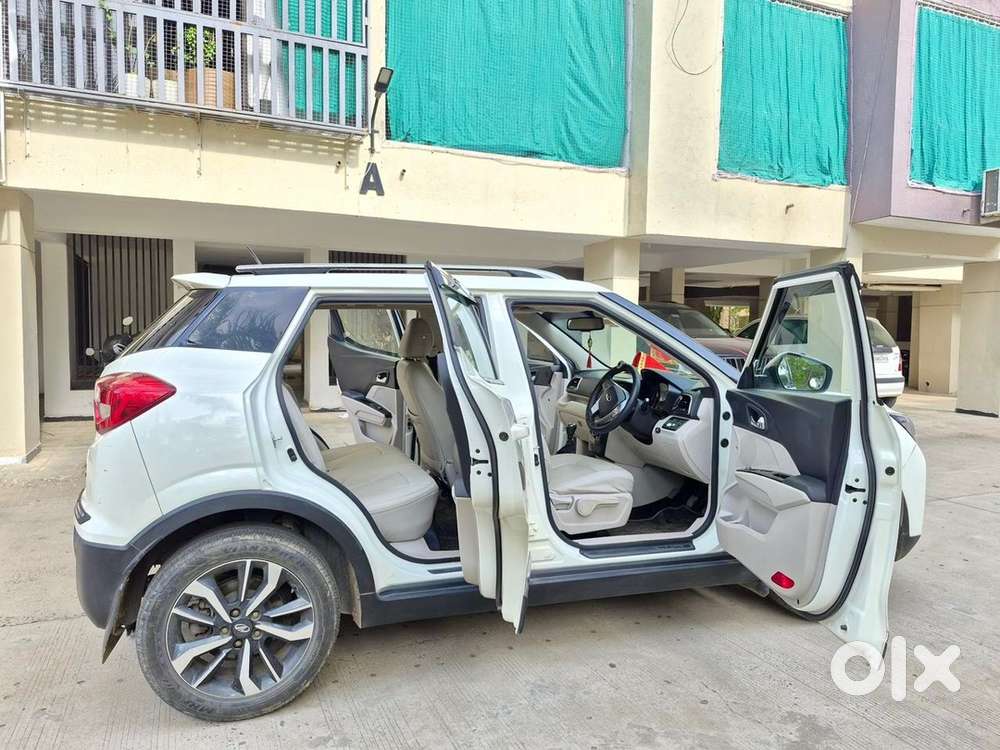 Mahindra Xuv300 2019 Petrol Well Maintained