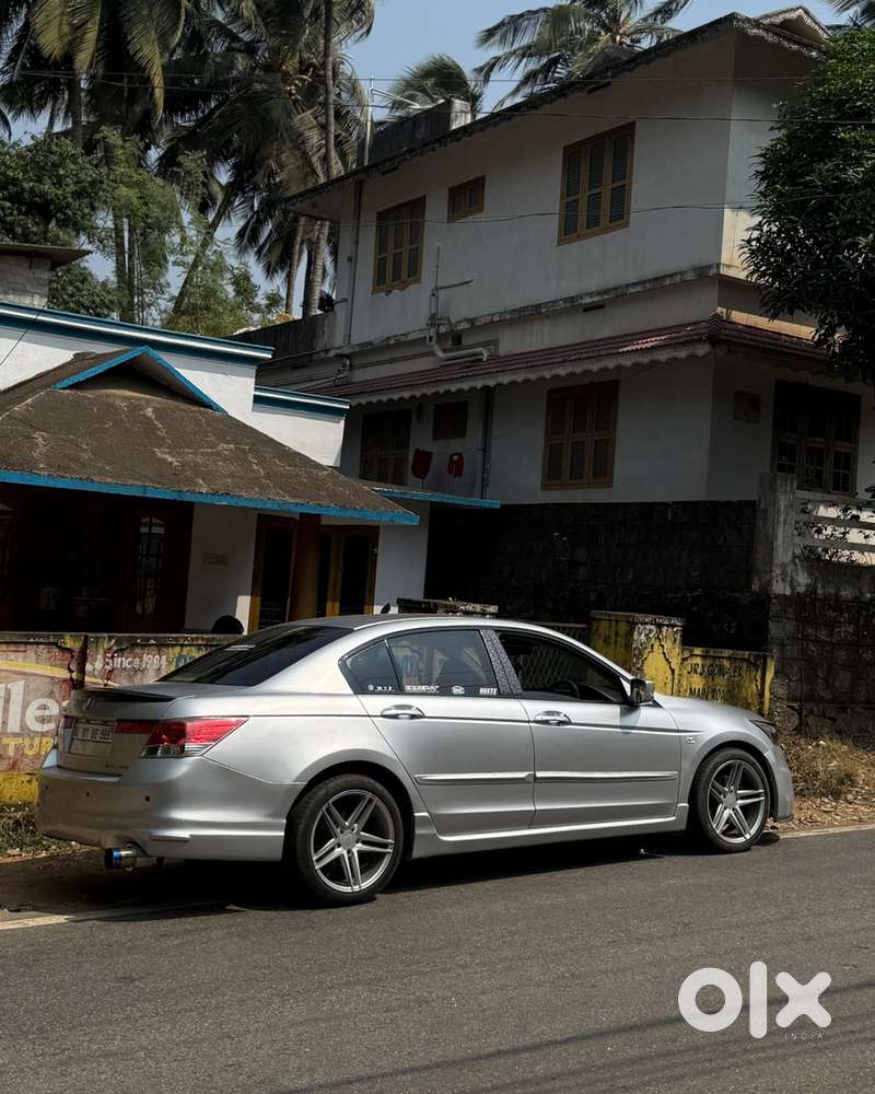 Honda Accord Petrol 2009