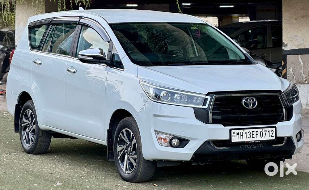 Toyota Innova Crysta 2.4 V, 2025, Diesel