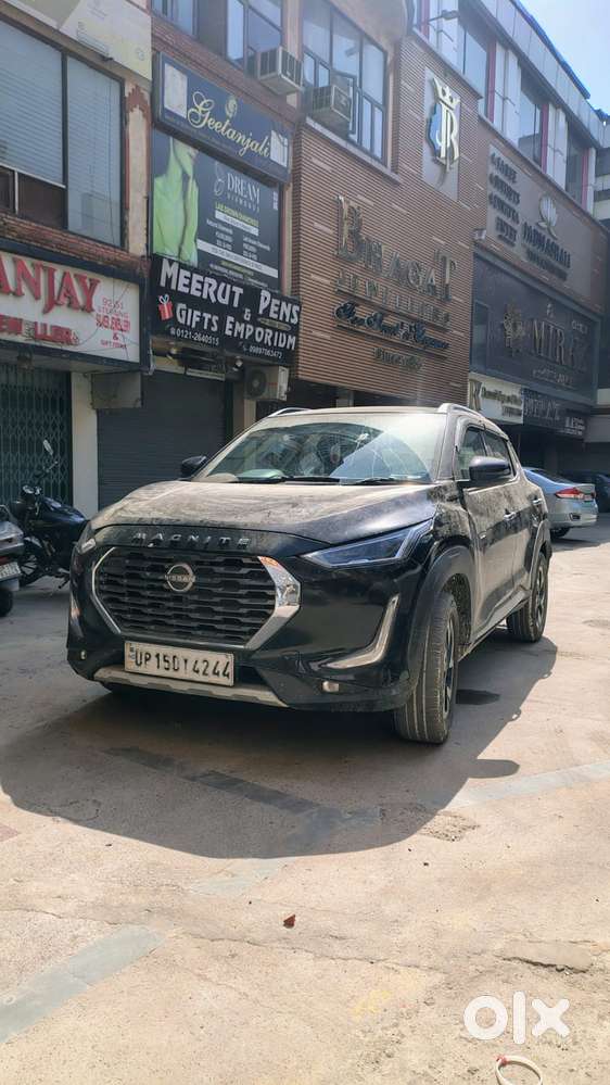 Nissan Magnite Kuro Edition 1.0 Turbo Petrol Mt, 2023, Petrol