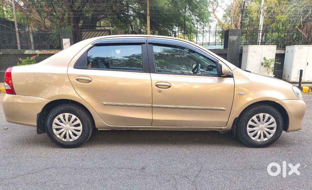Toyota Etios 2010-2012 G, 2011, Petrol