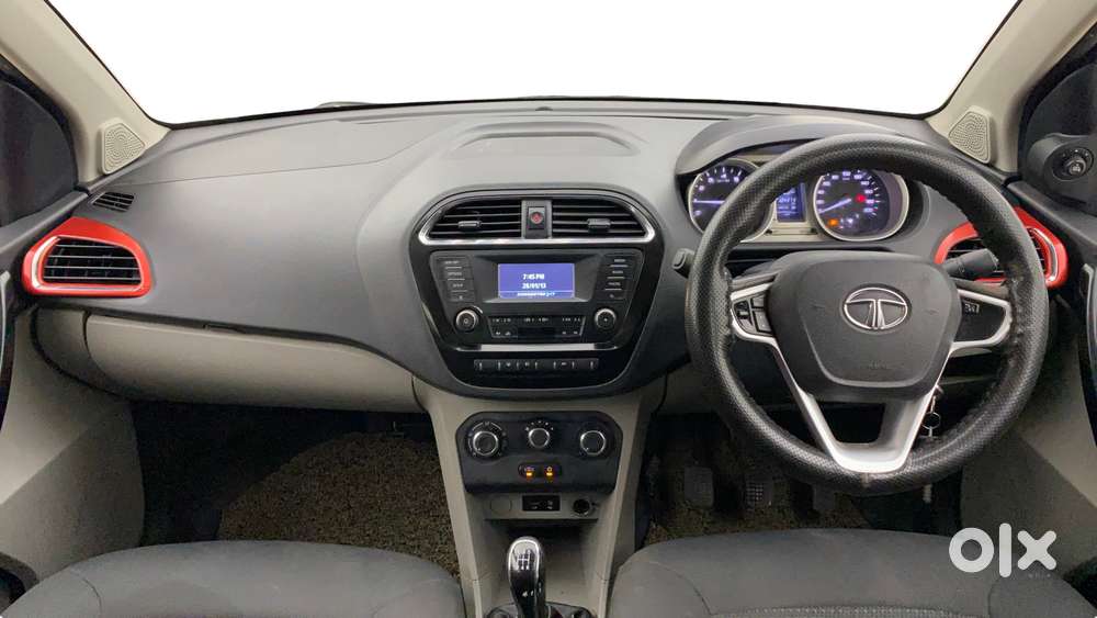 Tata Tiago 1.2 Revotron Xz, 2017, Petrol