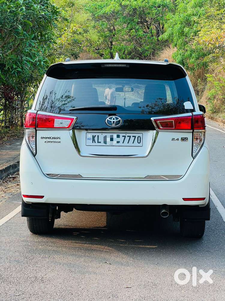 Toyota Innova Crysta [2020-ongoing] 2.4 Gx At 7 Str, 2020, Diesel