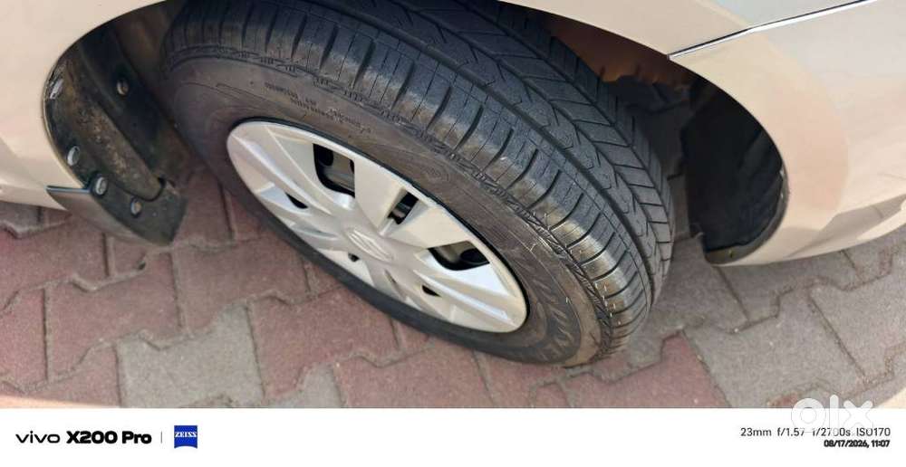 Maruti Suzuki Swift Dzire Vxi Optional, 2015, Petrol