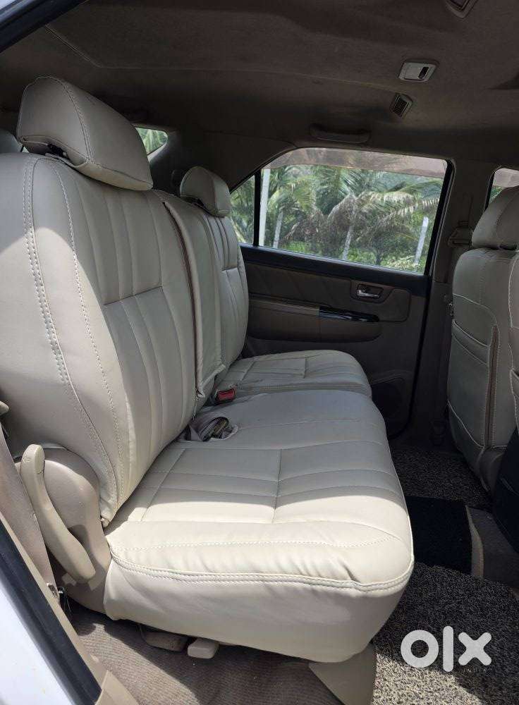 Toyota Fortuner 4x4 Mt, 2012, Diesel